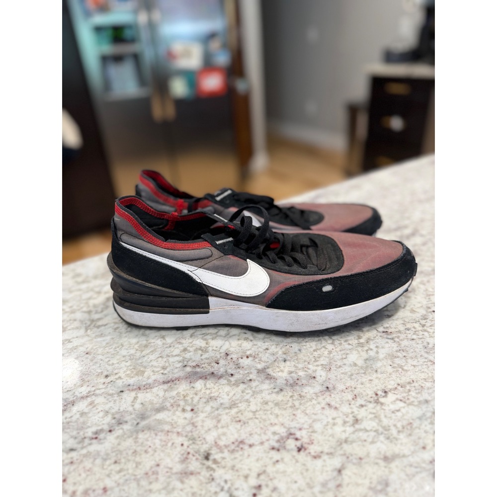 Nike Waffle One Mens 10.5 Active Fuchsia‎ Black White DD8014-001 Running Shoes
